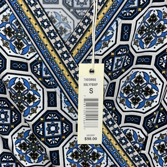 Patterned Dress - Picture 4 of 6